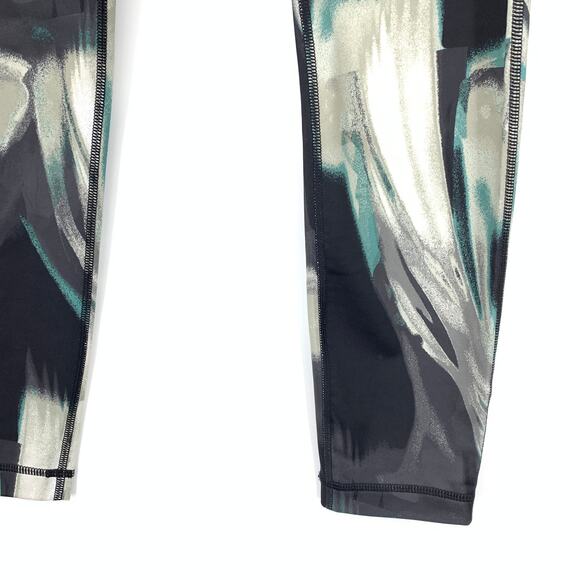 Fila Running Performance Leggings Womens Size Medium Black Gray Green Swirl - Picture 5 of 6